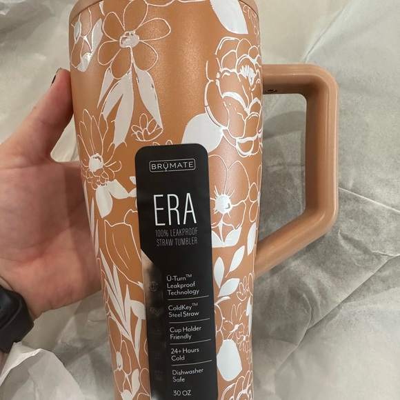 Brumate 30oz Era x HOLLEY GABRIELLE Sandstone Bloom Limited Edition Mugs